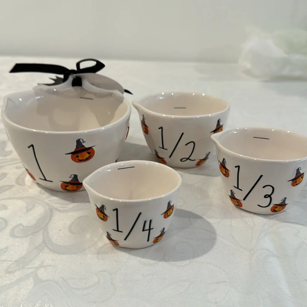 Rae Dunn Halloween Set of Measuring Cups